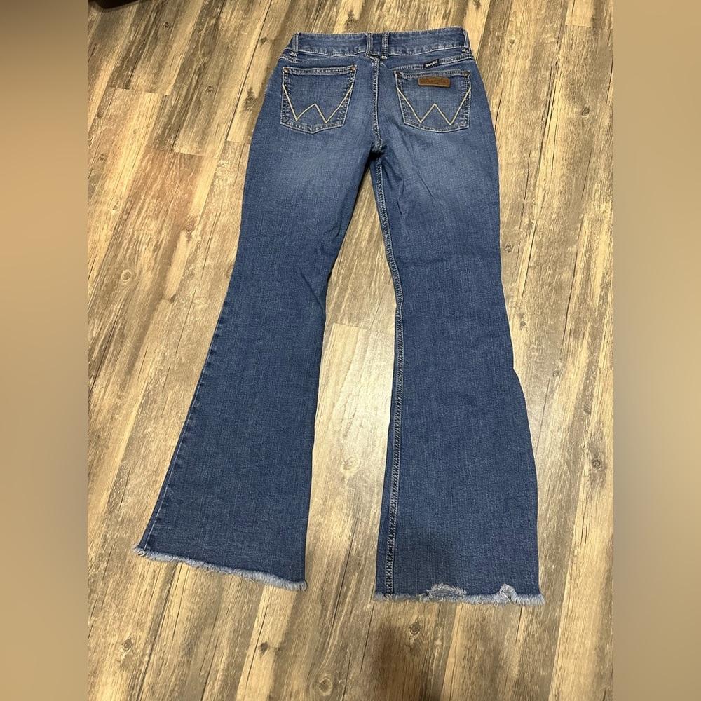 Women’s flare leg Wrangler jeans